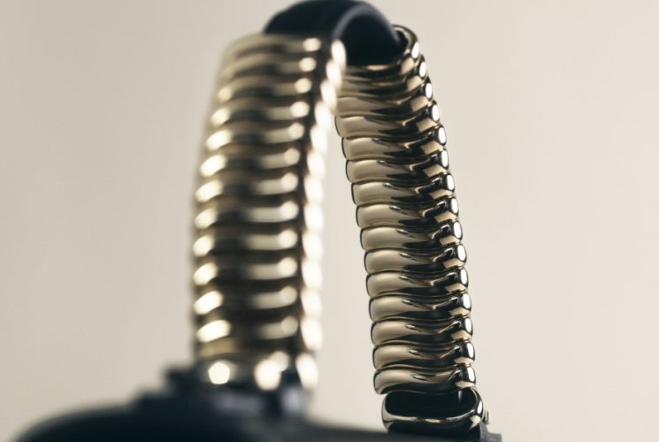 Panthére C de Cartier: Šperk mezi kabelkami