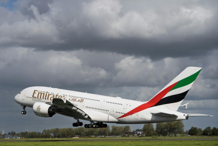 40 let stylu: Uniformy Emirates v proměnách času