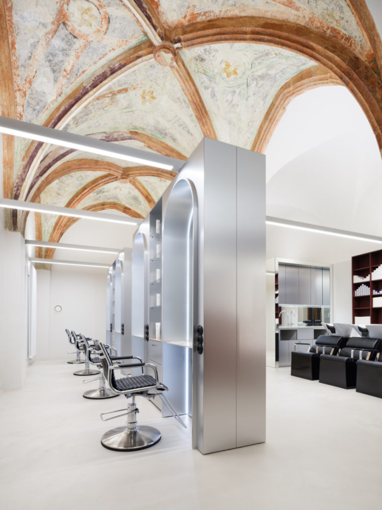 Český kadeřnický úspěch v mezinárodní soutěži BEST SALON AWARD 2025