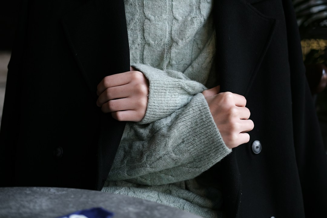 Dámský outfit inspirovaný módními trendy podzimu 2026